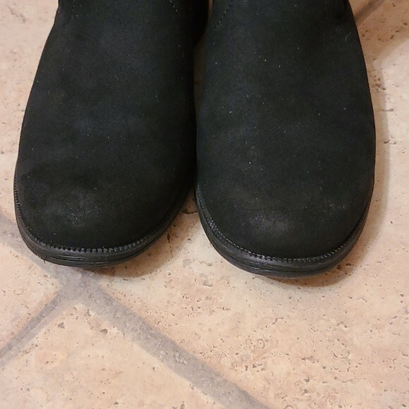Ugg Girls Black Ankle Boots with Leather Bow Size 3 - Picture 5 of 7